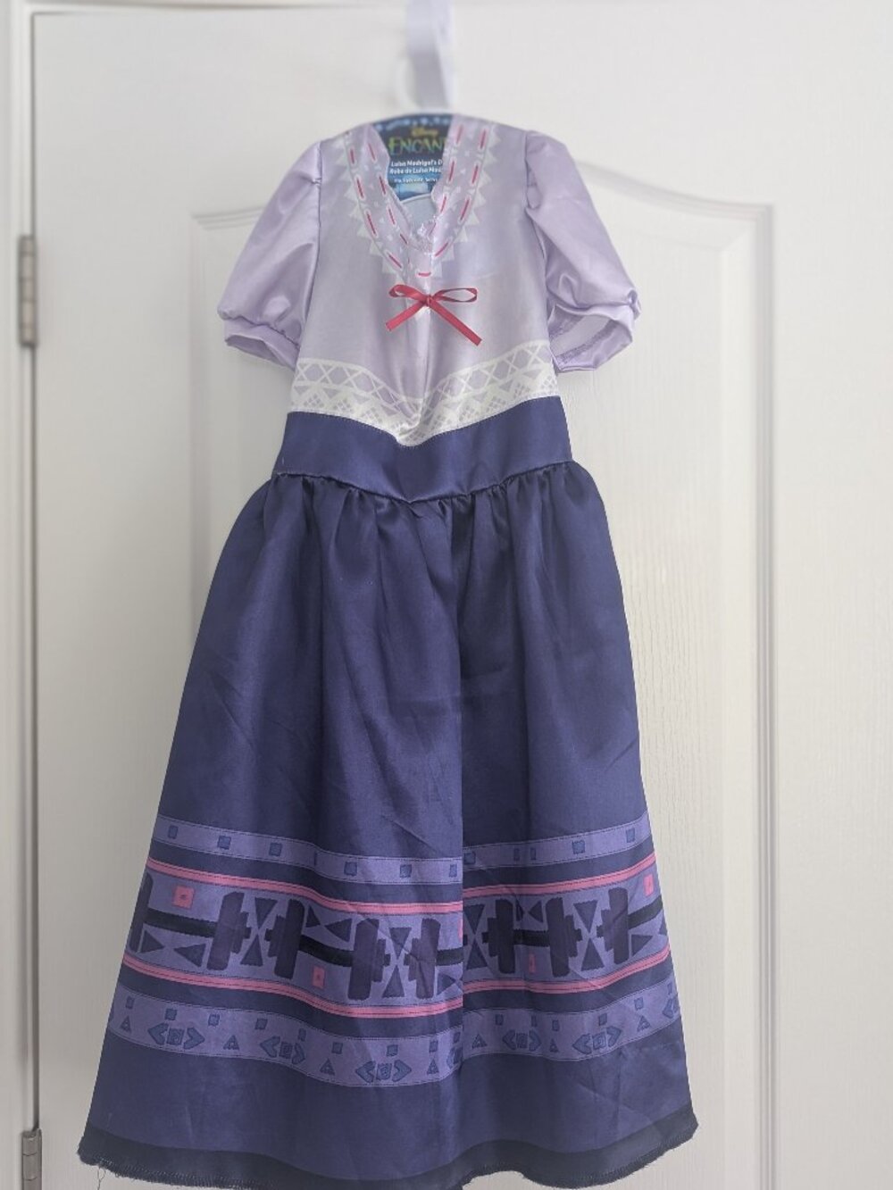Luisa Madrigal costume
